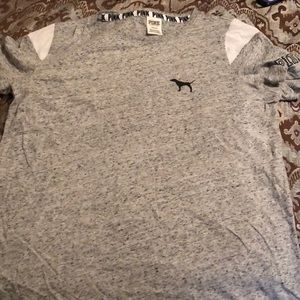 Short sleeve tee